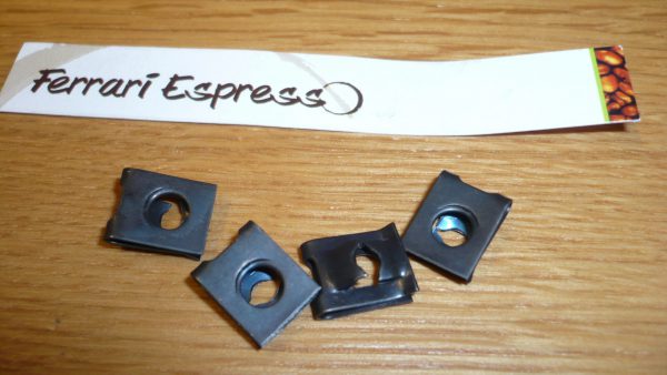 Screw fitting for cup holder Rancilio Silvia pack of 4